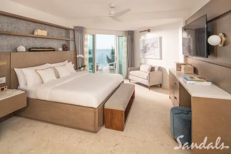 Sandals-Dunns-River-6