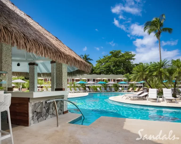 Sandals-Halcyon-Beach-4