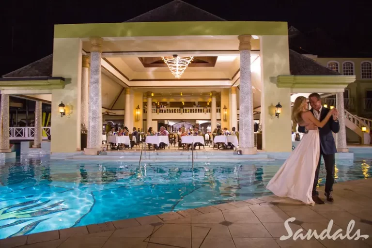 Sandals-Regency-8