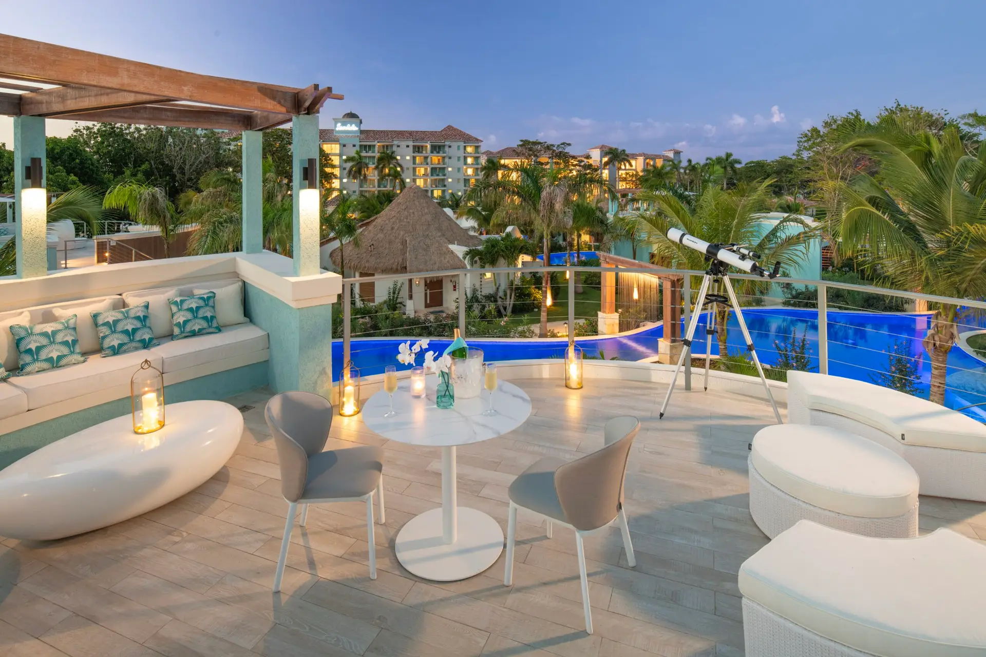 sandals dunns river sky pool suite