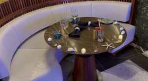 Dinging place setting decorative 