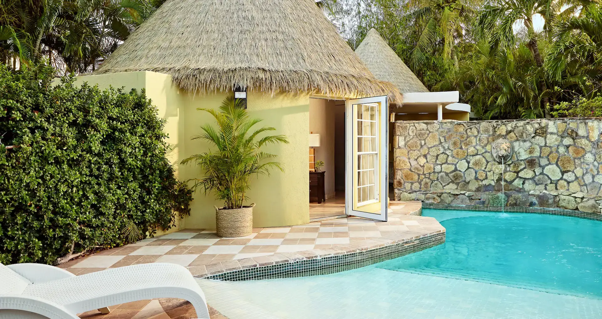 Sandals 777 deals