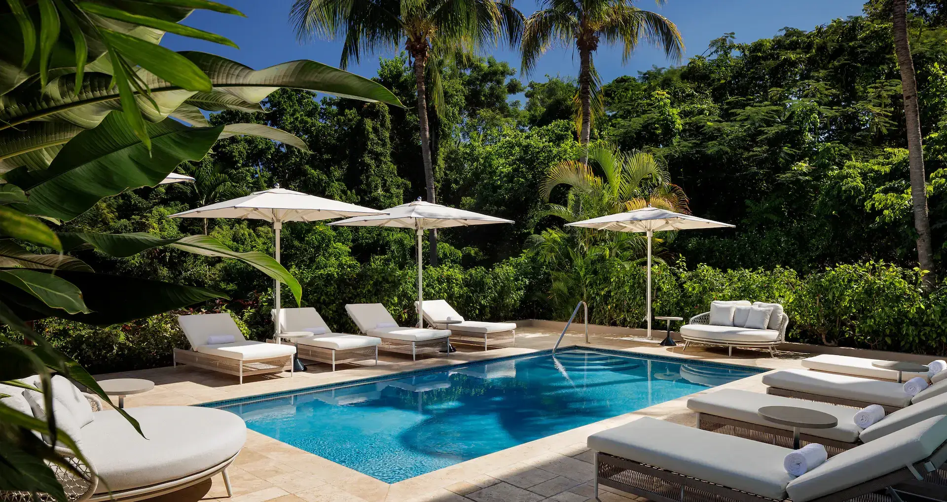 Sandals 777 deals