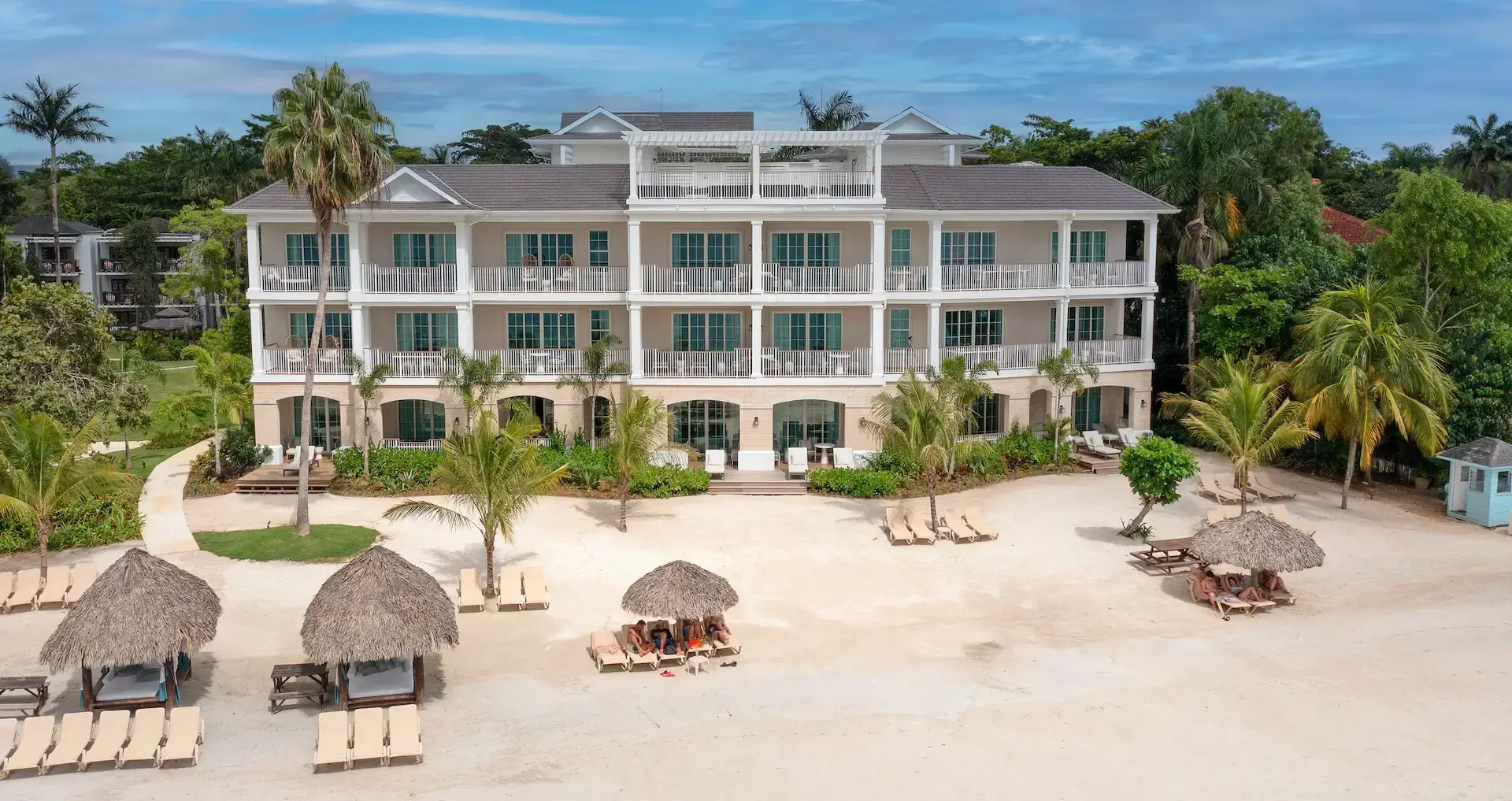 Beaches 777 Deals