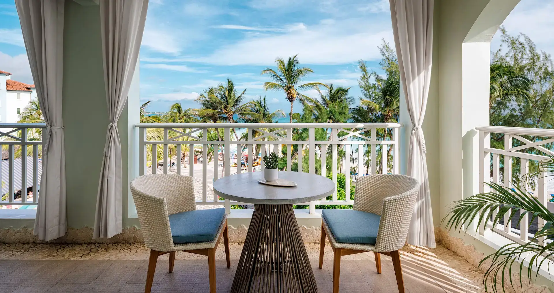 Sandals 777 Deals